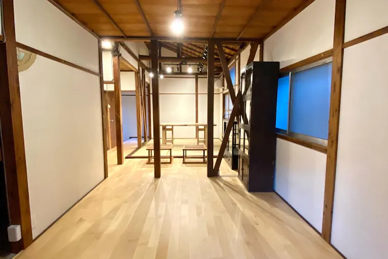 【Gallery B】6畳。ワークショップエリア。