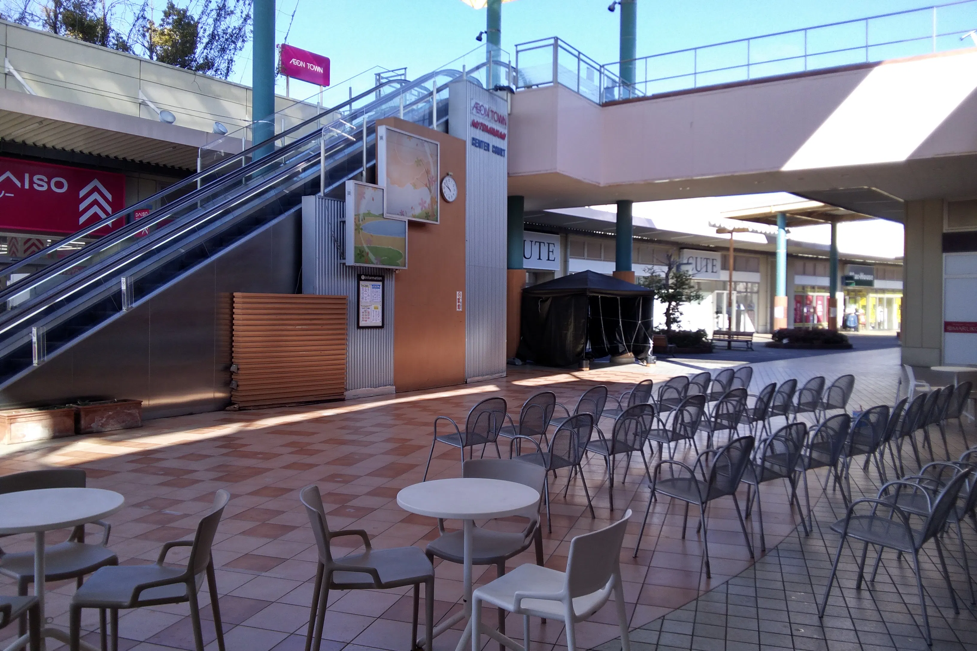 【イオンタウン水戸南】最大級の開放感!大型イベントや車両展示に最適なセンターコート