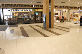 【イオンモール旭川駅前】サンライズコート(1Fインフォメーション前)