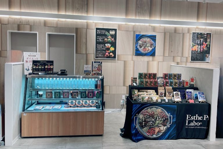 什器付きの区画です