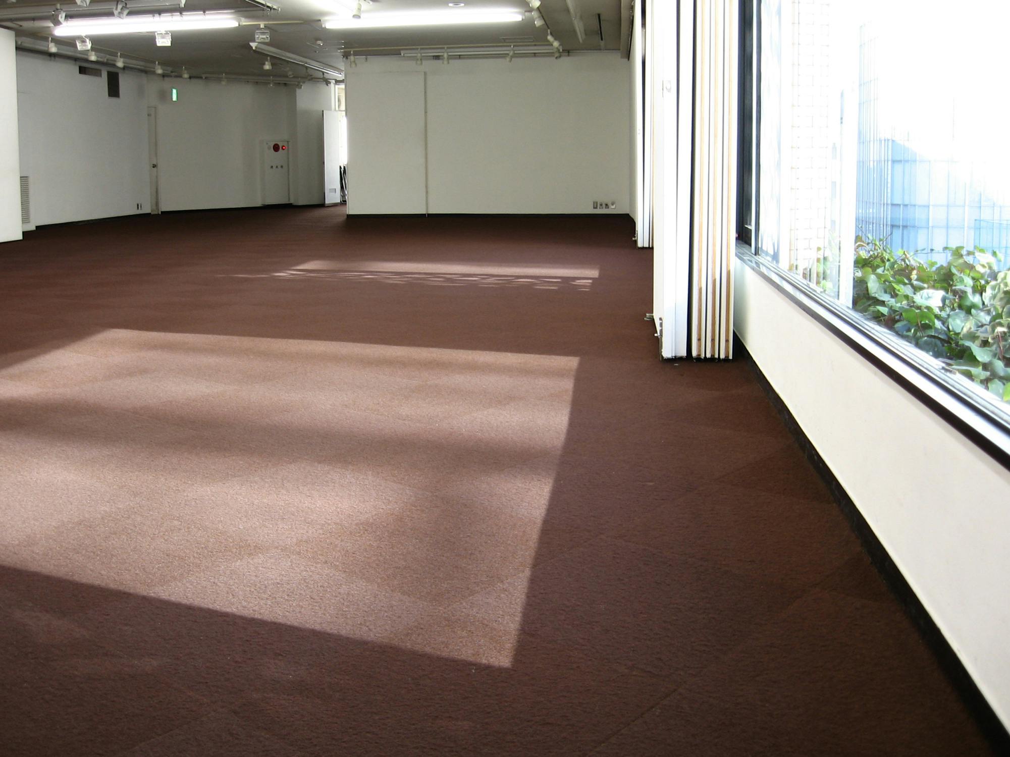 【銀座駅2分/Bホール】個展やグループ展等のアートギャラリー用途、招待制のアパレル展示販売会等に最適なイベントスペース