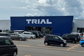 【スーパーセンタートライアル砂川店】【★価格改定しました★】食物販の出店が可能なトライアルマルシェ(キッチンカー/テント・スペース)