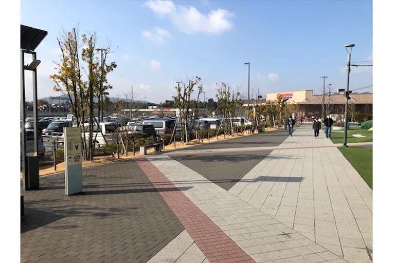 【ららぽーと和泉】2階 ポケットパーク-Bの画像1