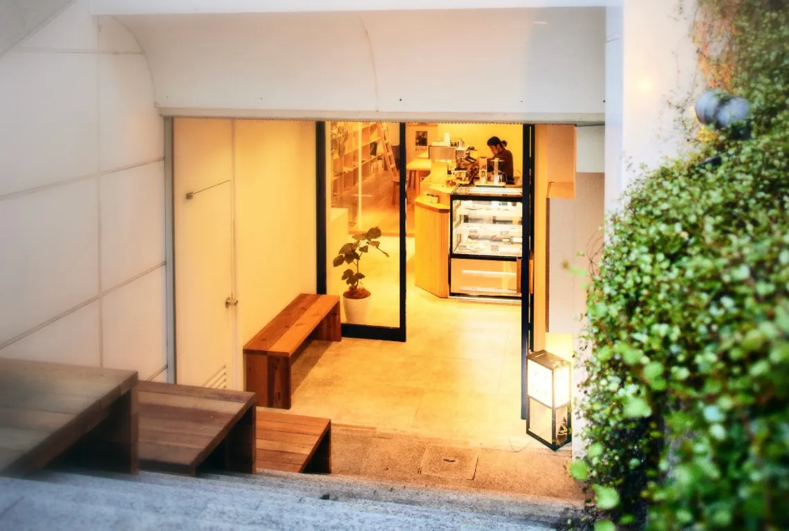 【京都市役所前駅3分】ポップアップストアや展示会、1dayカフェに最適な寺町通沿いのイベントスペース