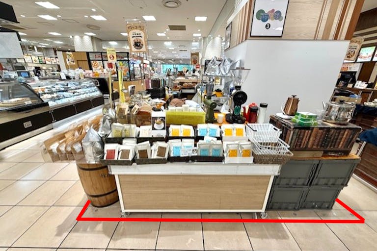 【マルイファミリー志木】1階 カレンダリウムF03【食・物販】コンパクトなスペースでスイーツ、菓子などに最適なスペースです。の画像1