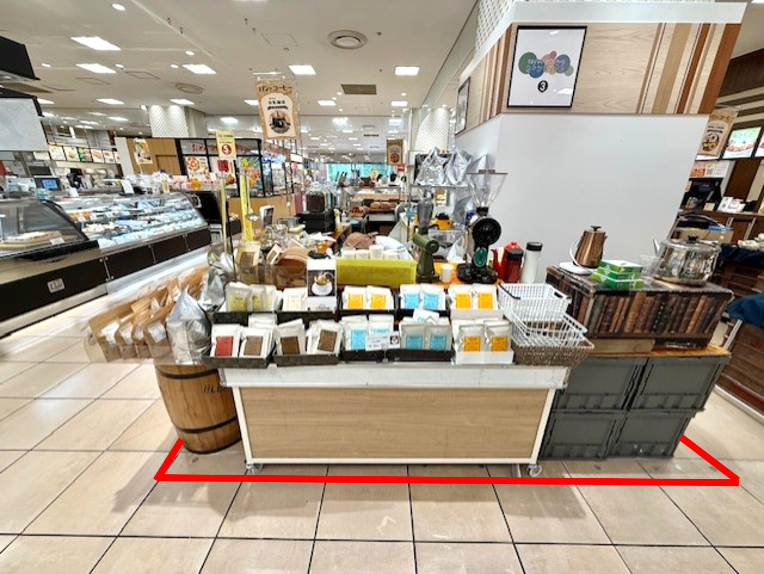 【マルイファミリー志木】1階　カレンダリウムF03【食・物販】コンパクトなスペースでスイーツ、菓子などに最適なスペースです。