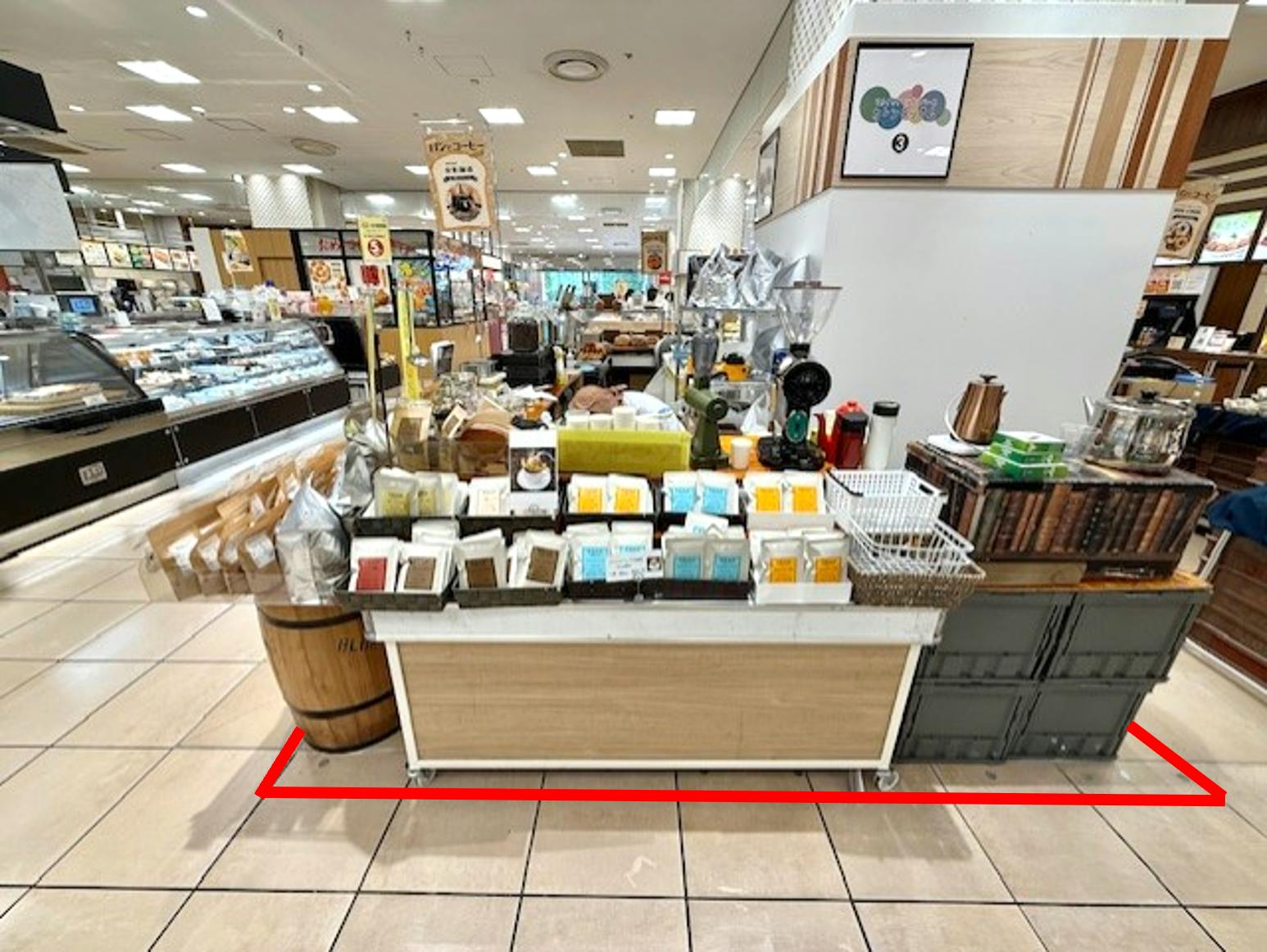 【マルイファミリー志木】1階　カレンダリウムF03【食・物販】コンパクトなスペースでスイーツ、菓子などに最適なスペースです。