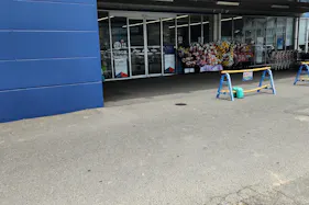 【スーパーセンタートライアル武雄富岡店】キッチンカー(調理営業)出店限定/屋外スペース