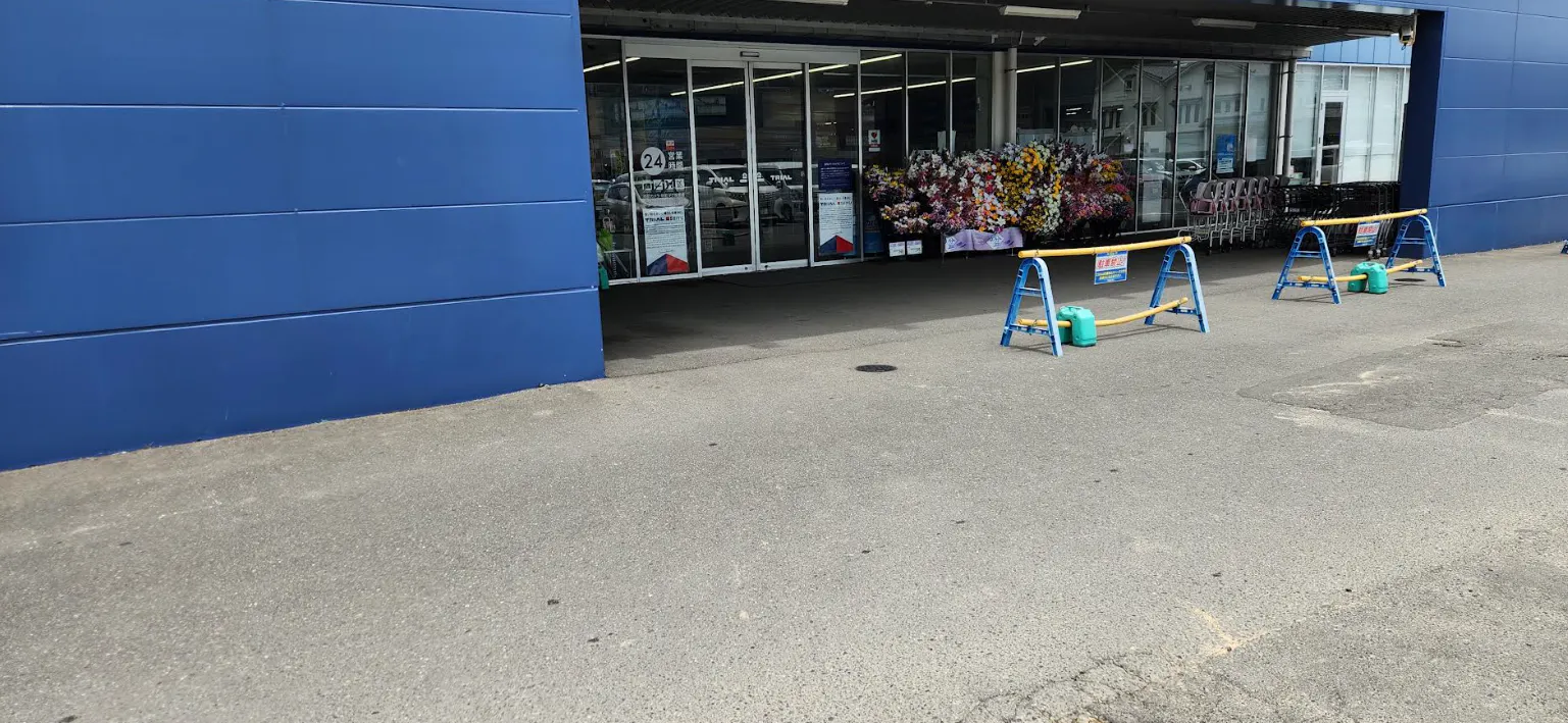 【スーパーセンタートライアル武雄富岡店】キッチンカー（調理営業）出店限定/屋外スペースの画像