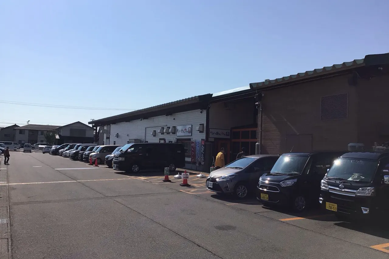 【ダイナム石川松任店】キッチンカーや各種プロモーションイベントでの出店に最適なアミューズメント施設のイベントスペース