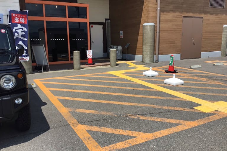 【ダイナム石川松任店】キッチンカーや各種プロモーションイベントでの出店に最適なアミューズメント施設のイベントスペースの画像3