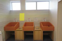 【イオンモール堺鉄砲町】モール内広告 授乳室