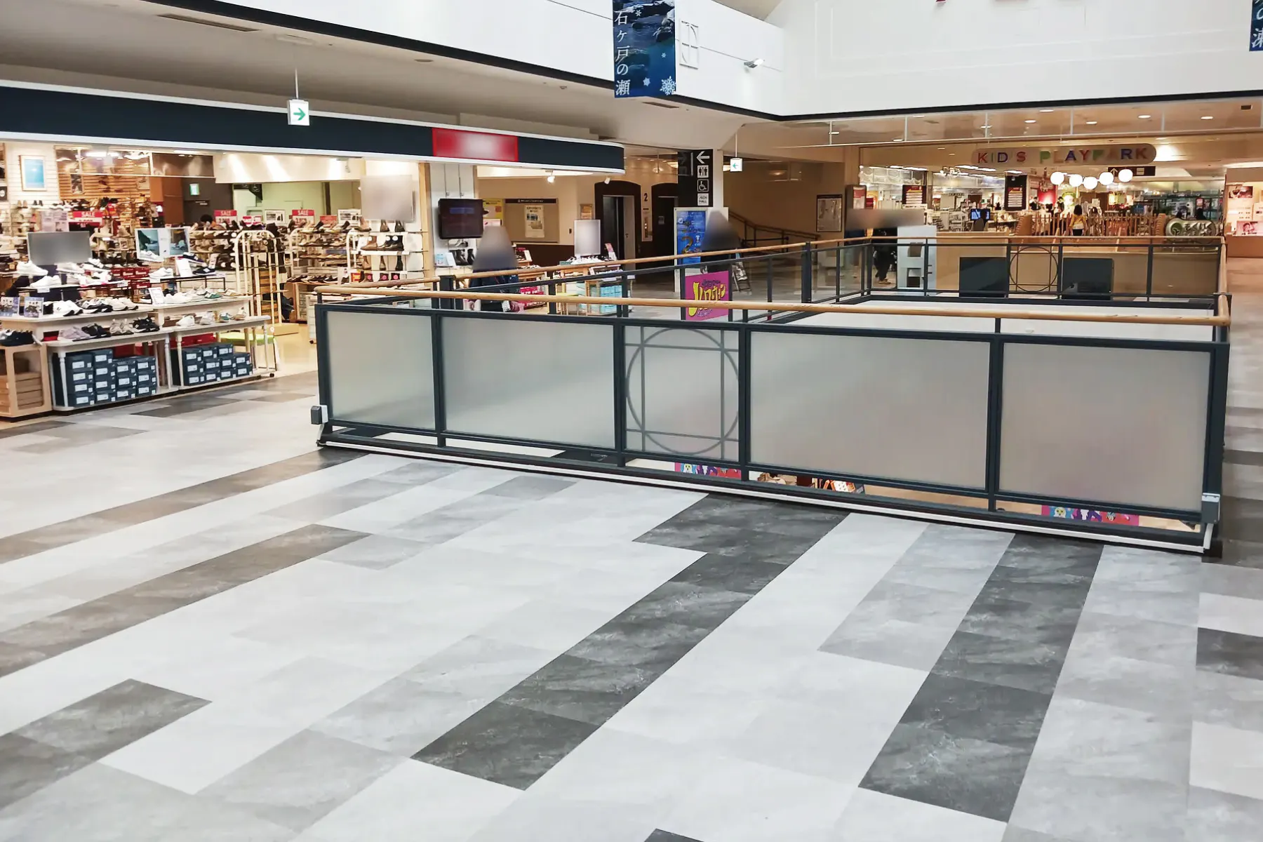 【イオンモール下田】中央ブリッジ(ASBee前)