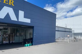 【スーパーセンタートライアル湖南店】キッチンカー(調理営業)出店限定/屋外スペース