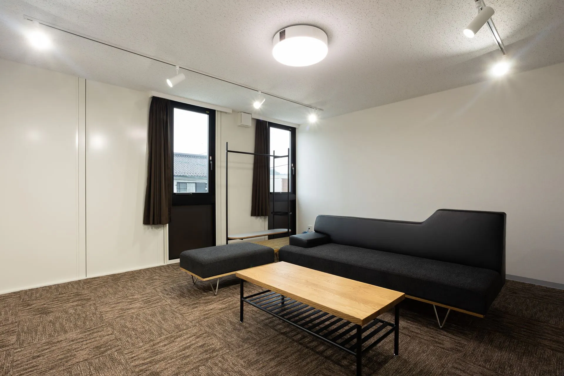 【山口県山口市】自主企画マルシェやワークショップに最適なお手頃価格のレンタルスペース「Living」/敷地全体の貸切イベント開催も可能!