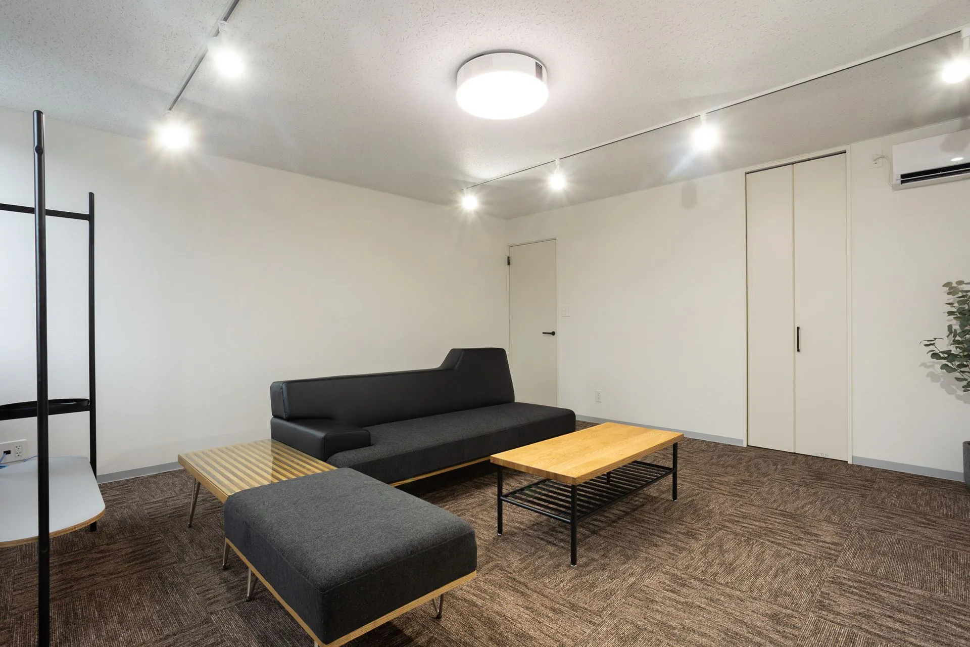 【山口県山口市】自主企画マルシェやワークショップに最適なお手頃価格のレンタルスペース「Living」/敷地全体の貸切イベント開催も可能!