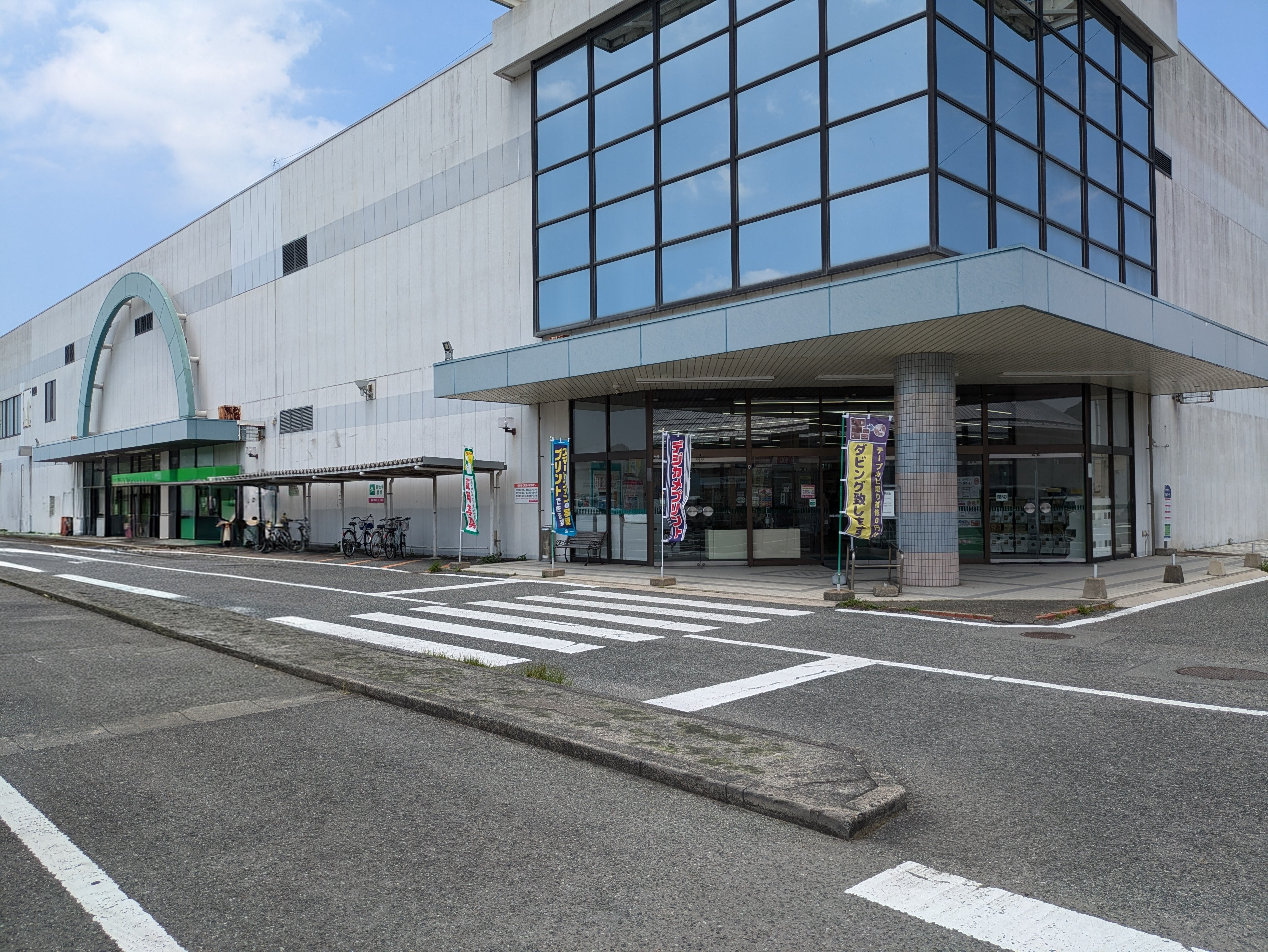 【ゆめマート松島】店頭軒下　ポップアップストア(物販、食物販)やプロモーション用途に最適なスーパーの屋外催事イベントスペース
