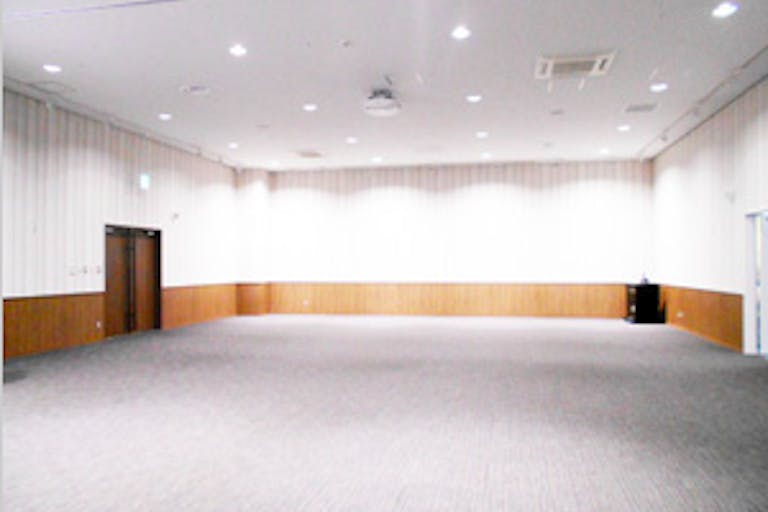 【イオンモール広島府中】3階 イオンホールの画像1