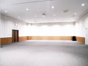 【イオンモール広島府中】3階　イオンホール