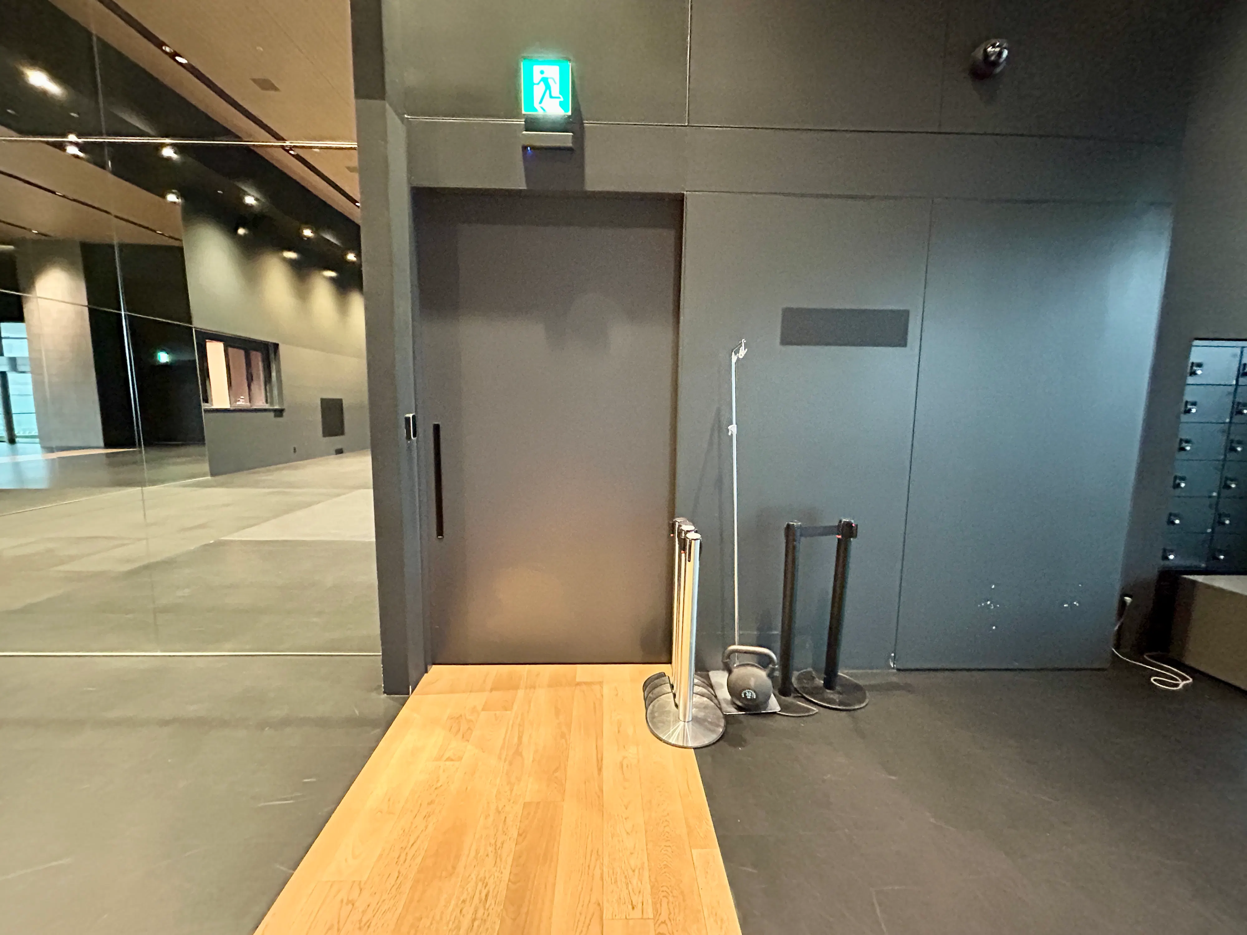 【西武新宿駅1分|東急歌舞伎町タワー5階】290㎡・立食180名対応のイベントスペース