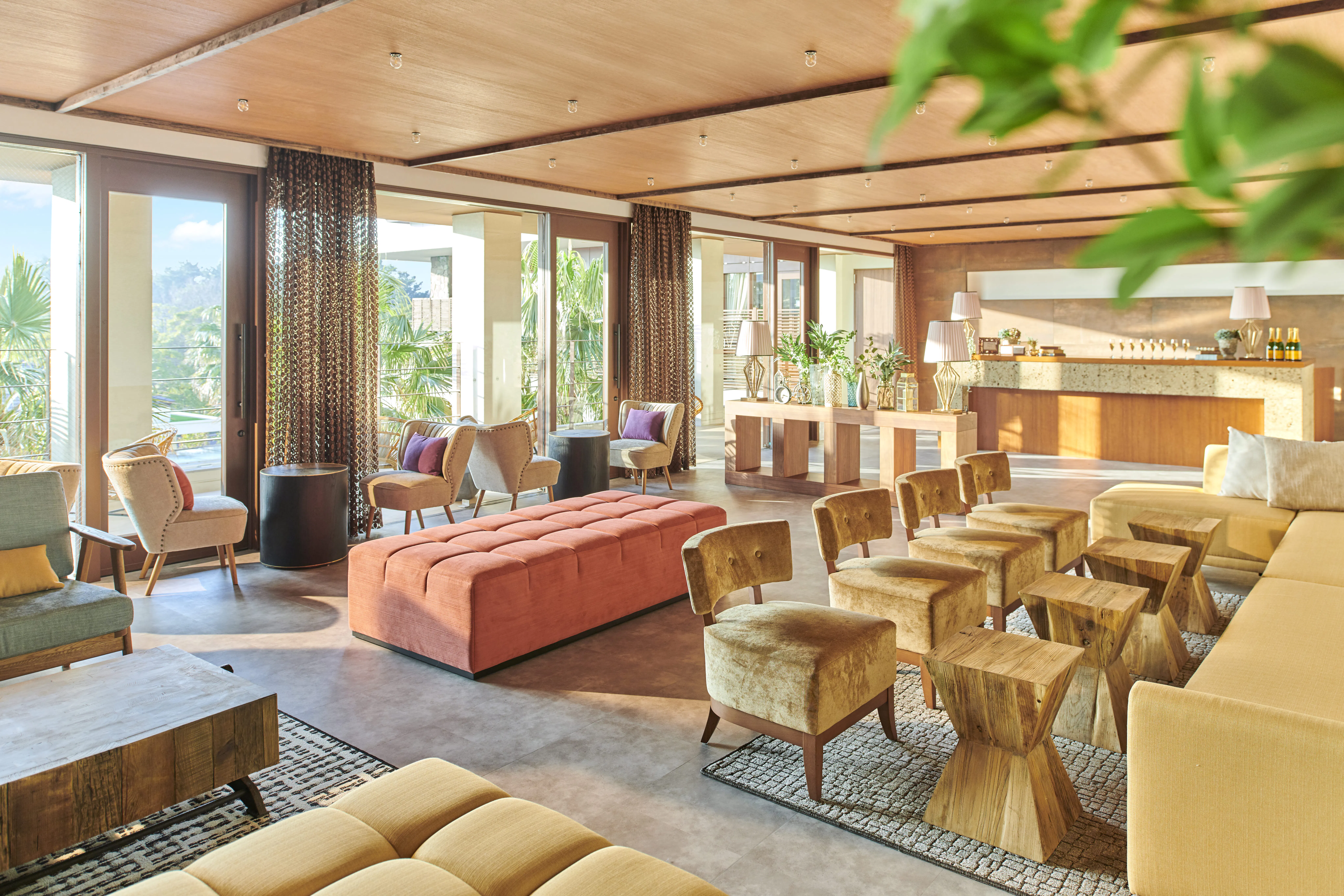 【千葉みなと駅7分】撮影やレセプションパーティーに適した緑溢れるオープンテラス付きイベントスペース(プルメリア)