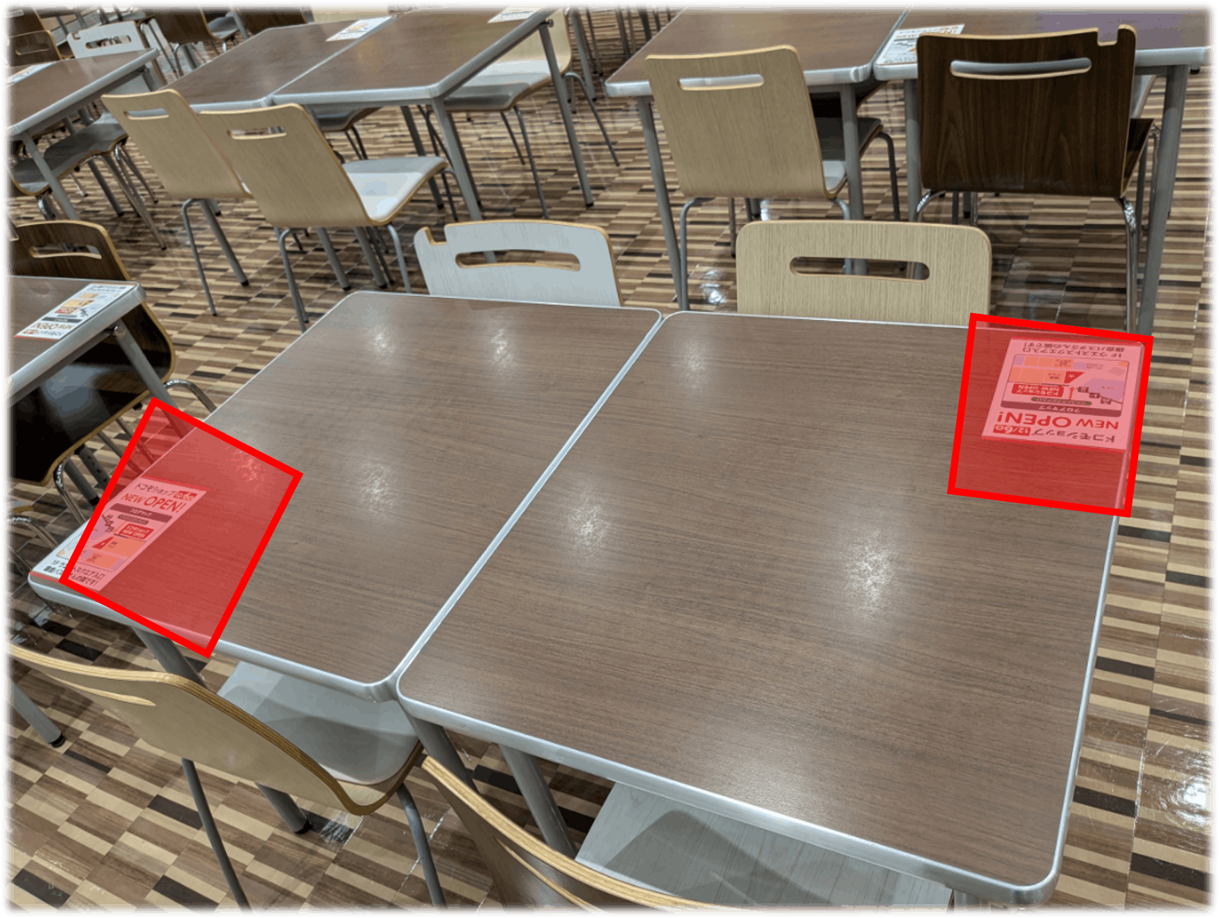 【イオンモール熊本】広告①_フードコート テーブルステッカーの画像