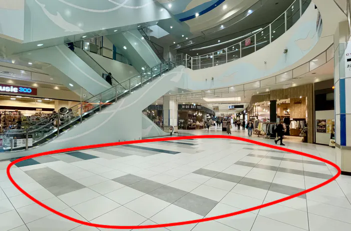 【イオンモール銚子*】イルカの広場の画像