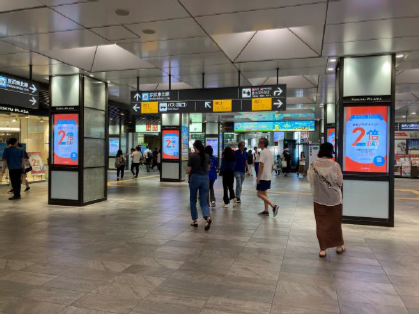 【東急プラザ蒲田】【メディア】コンコースデジタルサイネージ