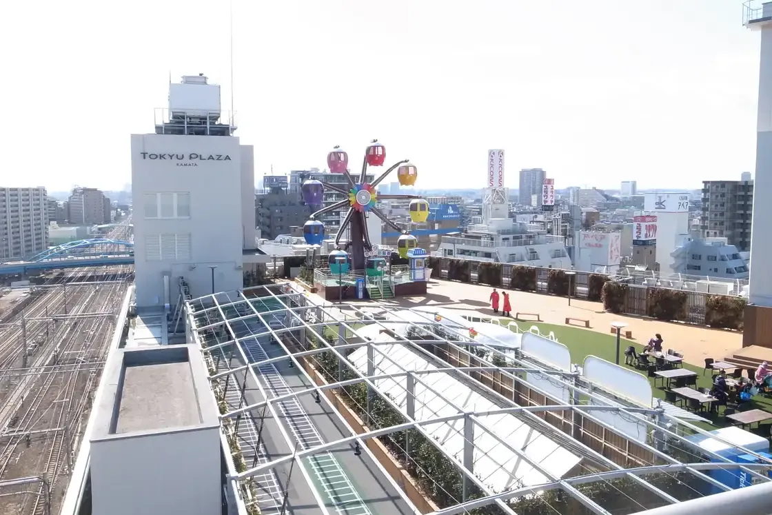 【東急プラザ蒲田】【メディア】コンコースデジタルサイネージ