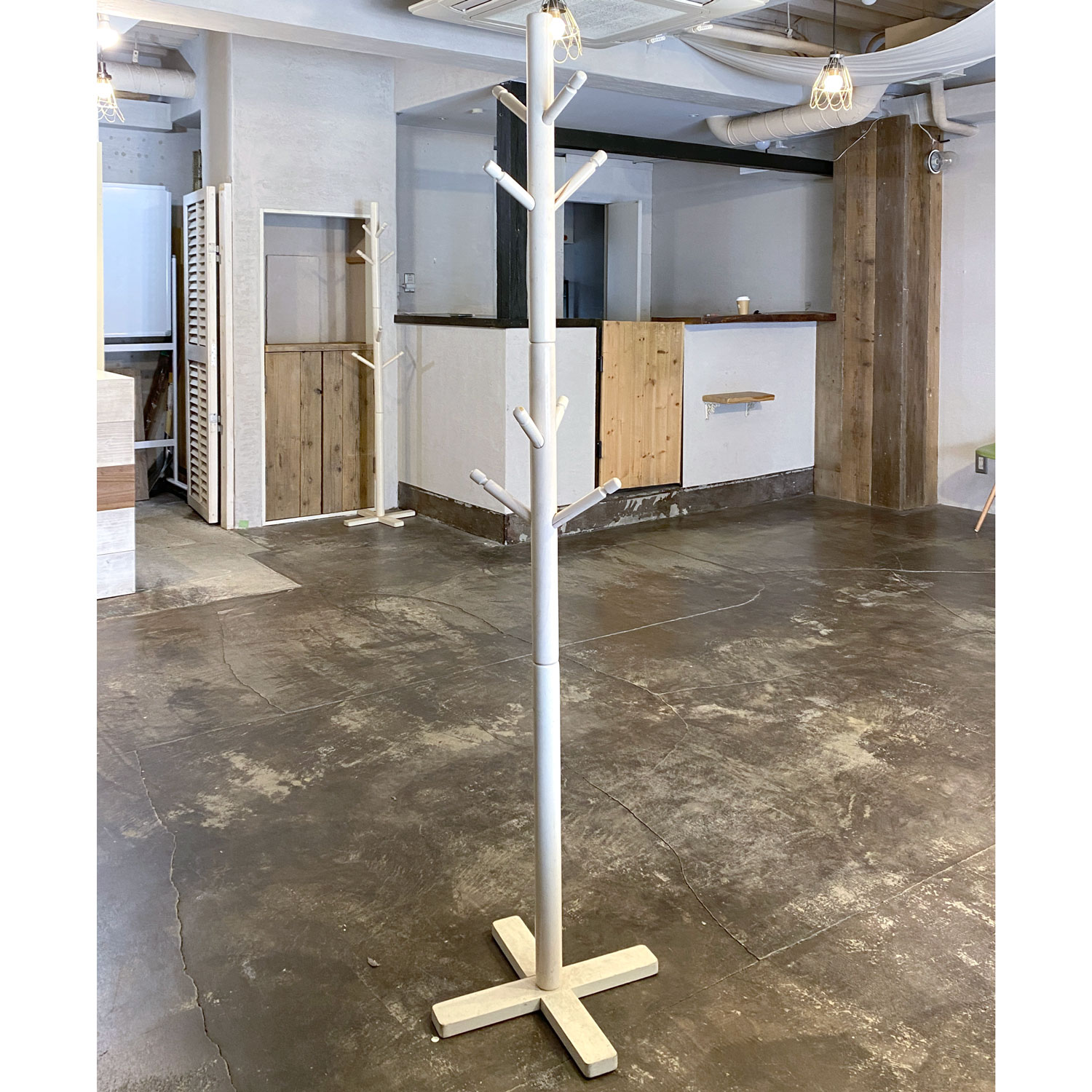 ポールハンガー