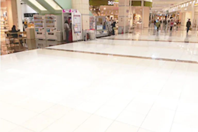 【イオンモール佐野新都市*】セントラルコートの画像1