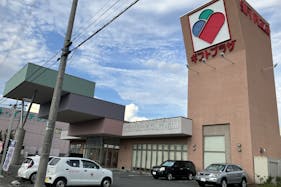 【ギフトプラザ山形店】物販ポップアップストアや出張販売、プロモーションイベントに適したギフトショップ風除室のイベントスペースA(in shop)