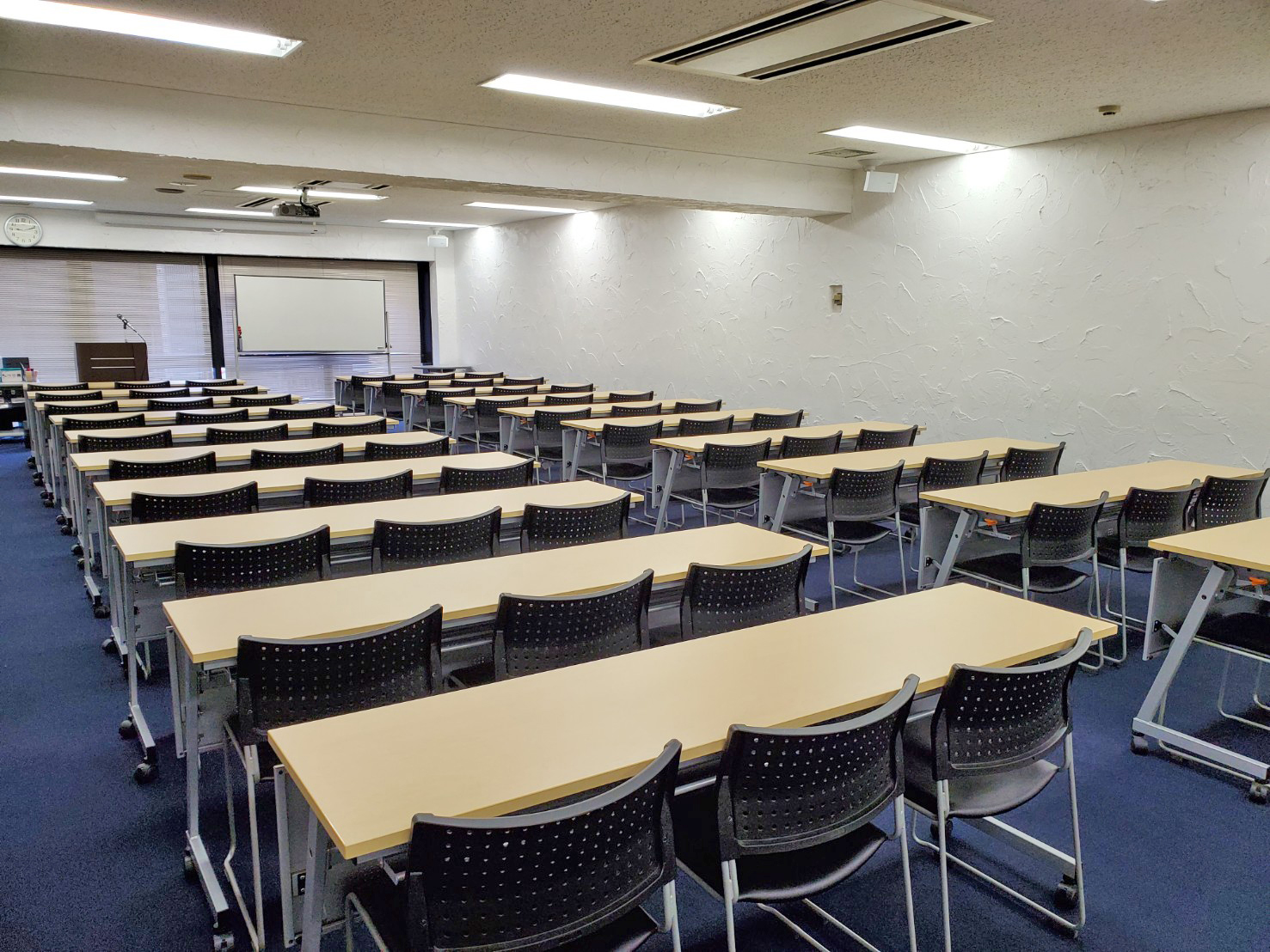 【四ツ橋駅1分】セミナーやワークショップに適した南船場・堀江エリアで繁華街にあるアクセスの良い会議室スペースの画像7