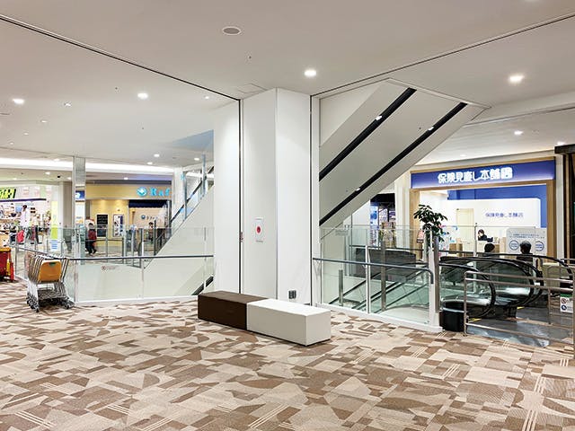 【イオンモール津南】3階イオンホール前の画像