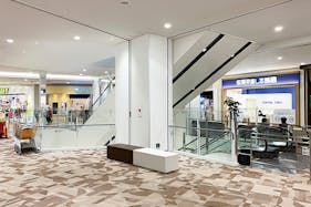 【イオンモール津南】3階イオンホール前