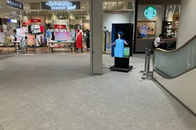 【KAMEIDO CLOCK】1F南側エスカレーター横 物販、食物販のポップアップストアや販促プロモーションに最適な催事イベントスペース