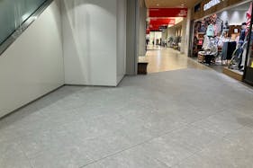 【KAMEIDO CLOCK】1F南側エスカレーター横 物販、食物販のポップアップストアや販促プロモーションに最適な催事イベントスペース