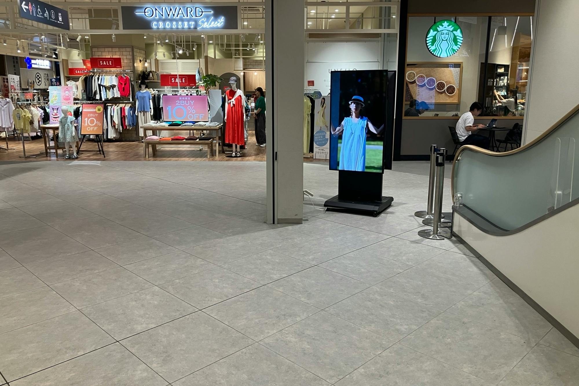 【KAMEIDO CLOCK】1F南側エスカレーター横 物販、食物販のポップアップストアや販促プロモーションに最適な催事イベントスペース