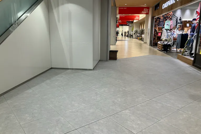 【KAMEIDO CLOCK】1F南側エスカレーター横 物販、食物販のポップアップストアや販促プロモーションに最適な催事イベントスペースの画像2