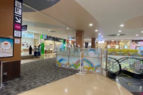 【イオンタウン吉川美南】会員獲得系のプロモーションイベントやポップアップストア等に最適な地域密着型のショッピングモール2階吹き抜け近くのイベントスペース