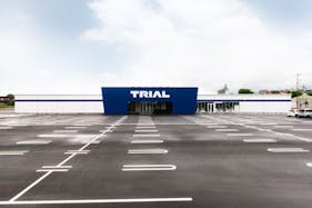 【スーパーセンタートライアル山鹿店】キッチンカー(調理営業)出店限定/屋外スペース