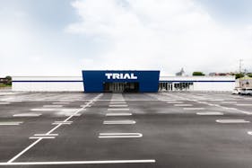 【スーパーセンタートライアル山鹿店】キッチンカー(調理営業)出店限定/屋外スペース