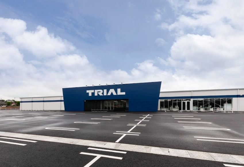 【スーパーセンタートライアル山鹿店】キッチンカー（調理営業）出店限定/屋外スペース