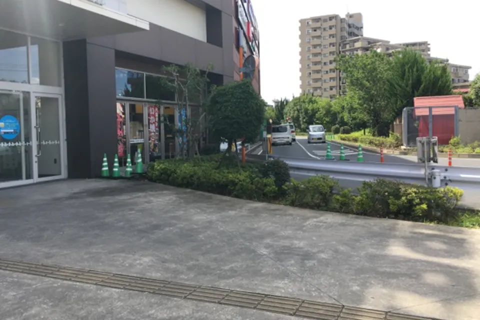 【ララガーデン川口】1階 どんぐり広場前