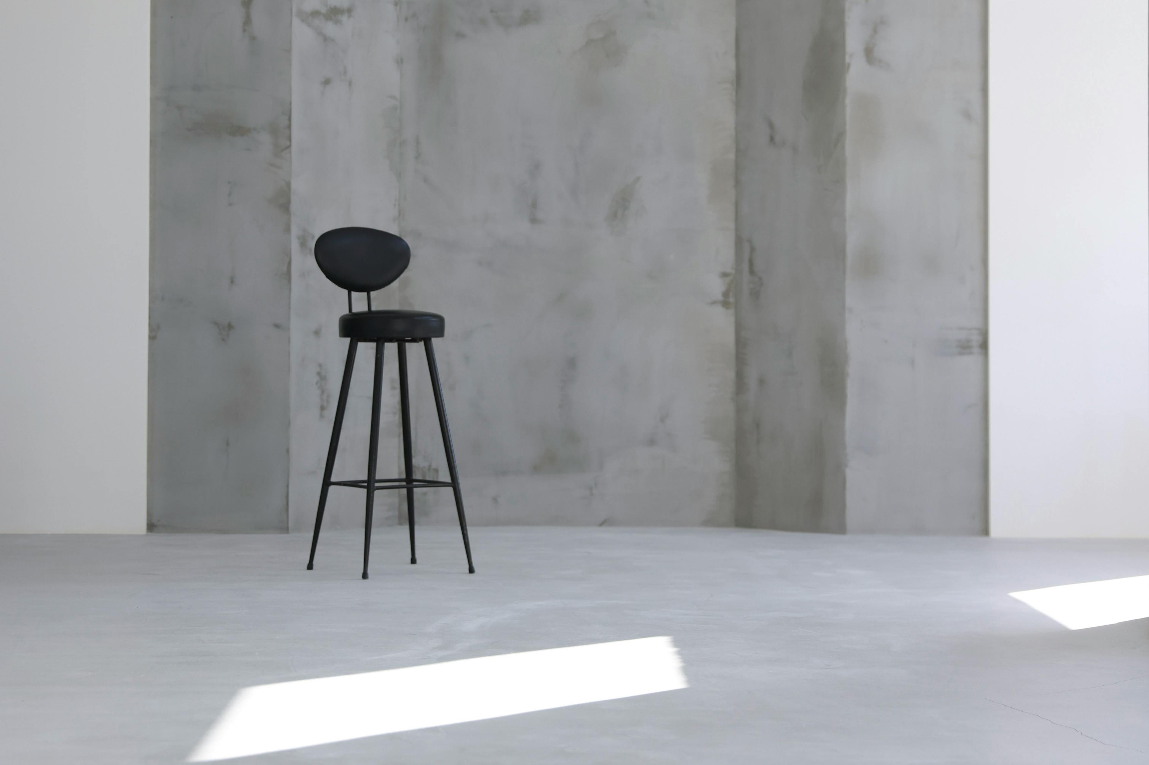 【門前仲町駅11分】撮影や展示会に適した白を基調とした一日中自然光が降り注ぐスタジオ