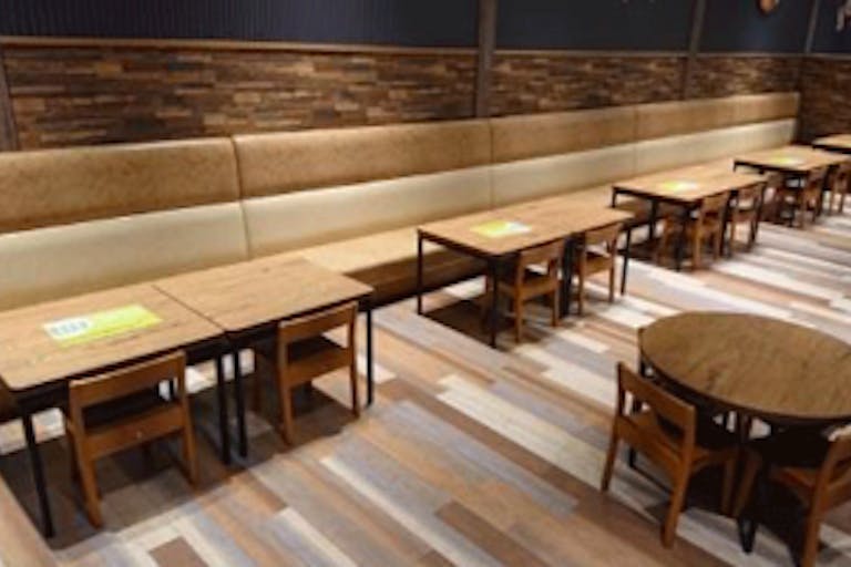 【イオンモール徳島】モール内広告 フードコートテーブルシールの画像2