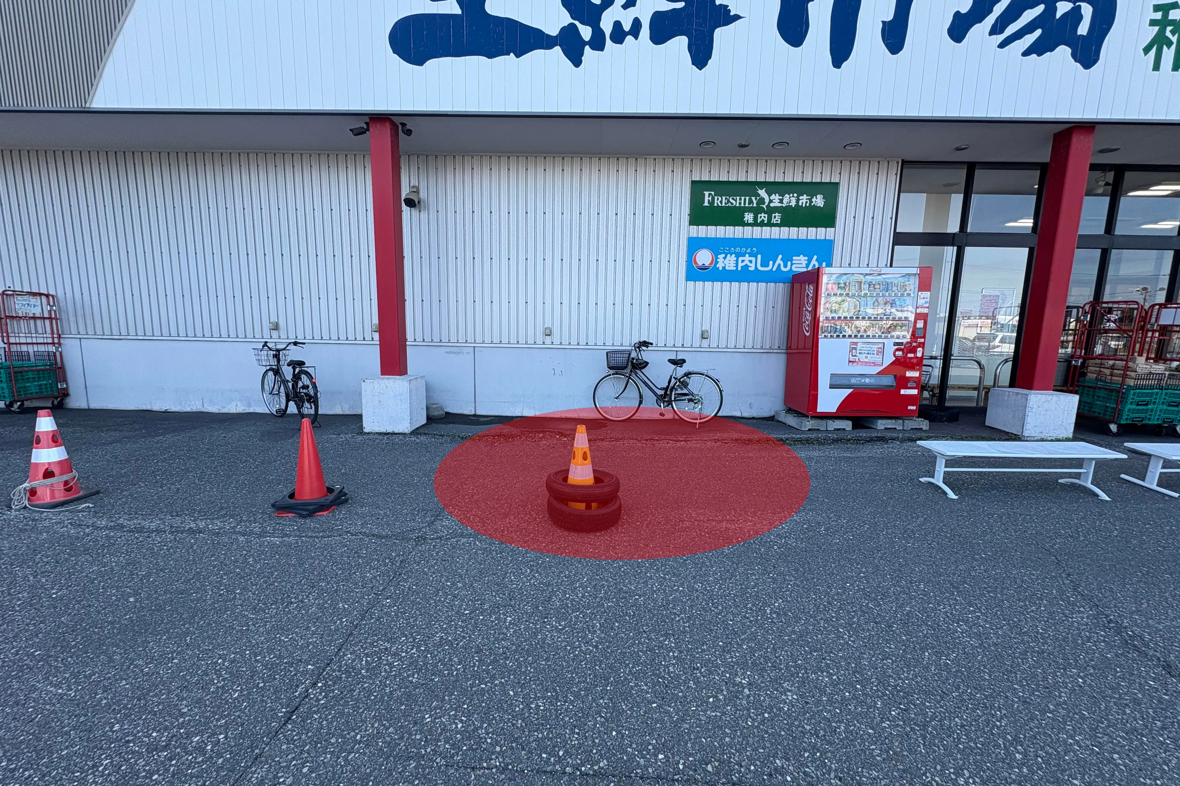 【フレッシュリ生鮮市場稚内店】キッチンカーや販促プロモーション等のイベントに適した入り口横の軒先スペース