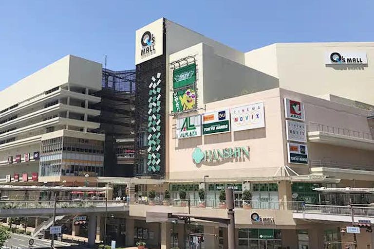 【あまがさきキューズモール】あまがさきキューズモール【メディア】「⑥-aデジタルサイネージ・入口+館内サイネージ」の画像2