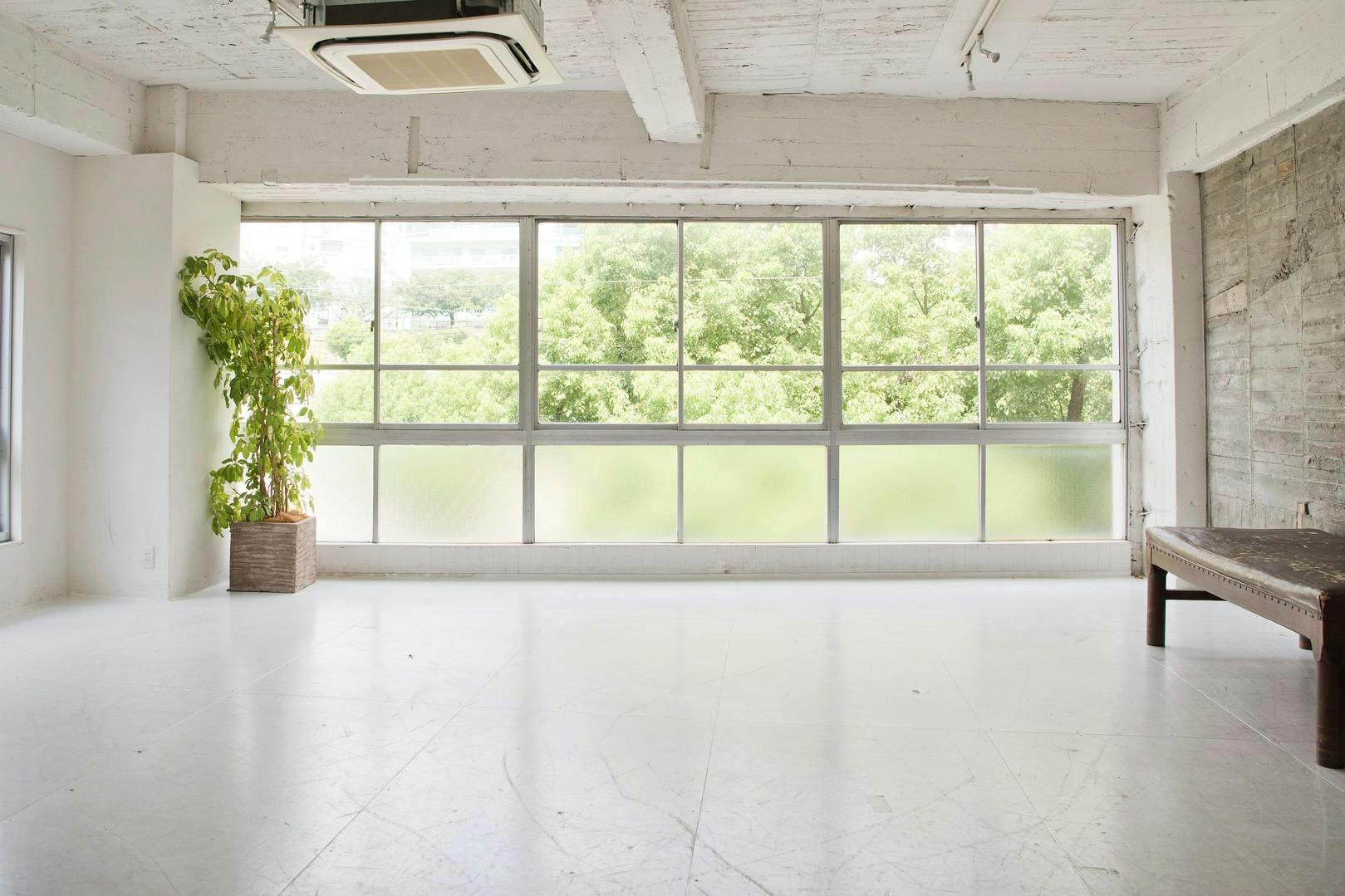 【元町駅5分】展示会ポップアップストアに最適な清潔で広々としたイベントスペース