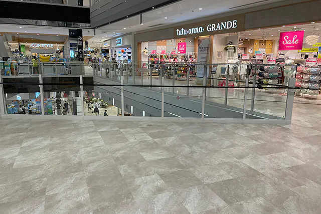 【イオンモール川口】2F ウエストブリッジ右